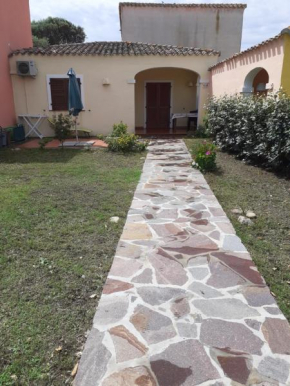 casa mirice in residence con piscina ,wifi,climatizzatore vicino al mare Aglientu